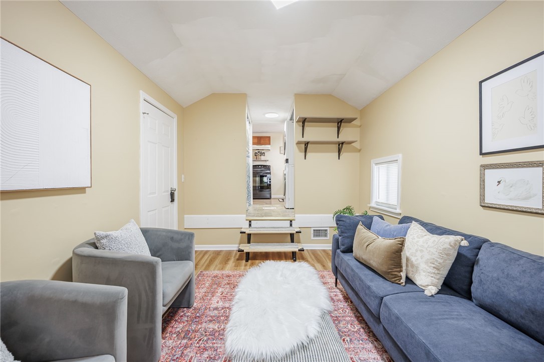 131 Mosley Road Greece, NY 14616 - Photo 22 of 40