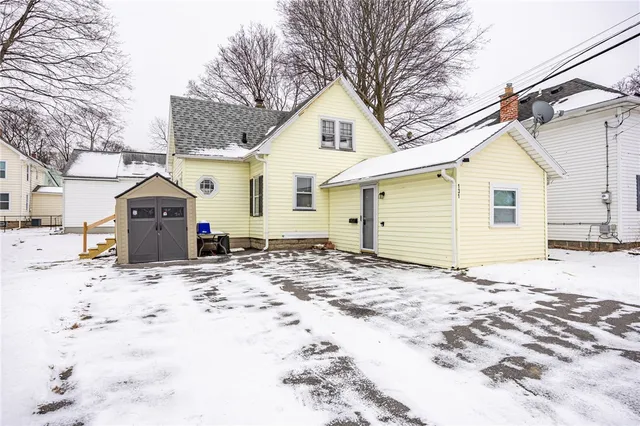 $149,900 | 131 Mosley Road, Greece, NY 14616