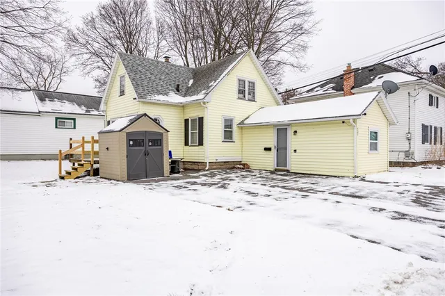 $149,900 | 131 Mosley Road, Greece, NY 14616