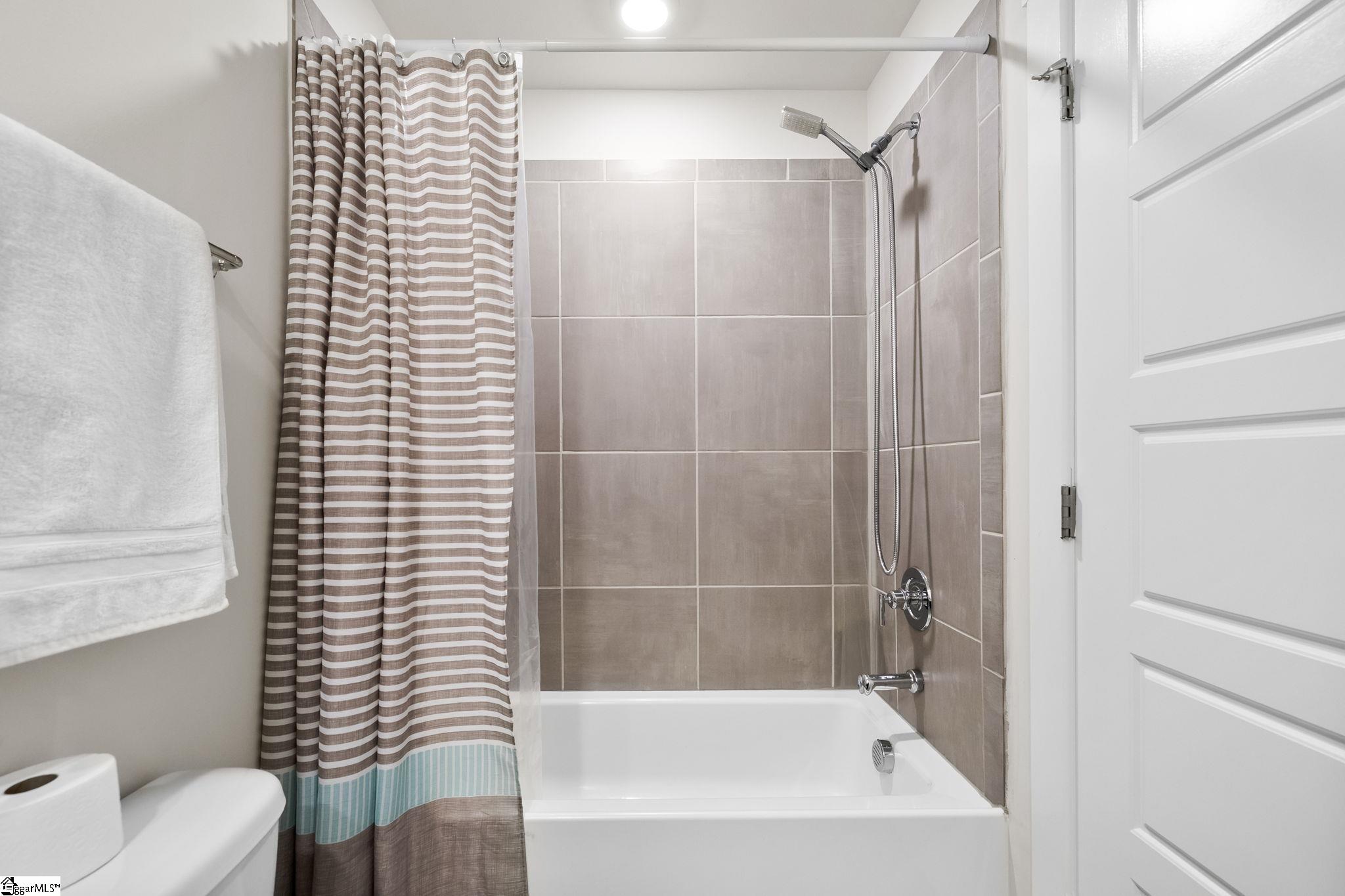 24 Bromes Way Greenville, SC 29607 - Photo 9 of 33