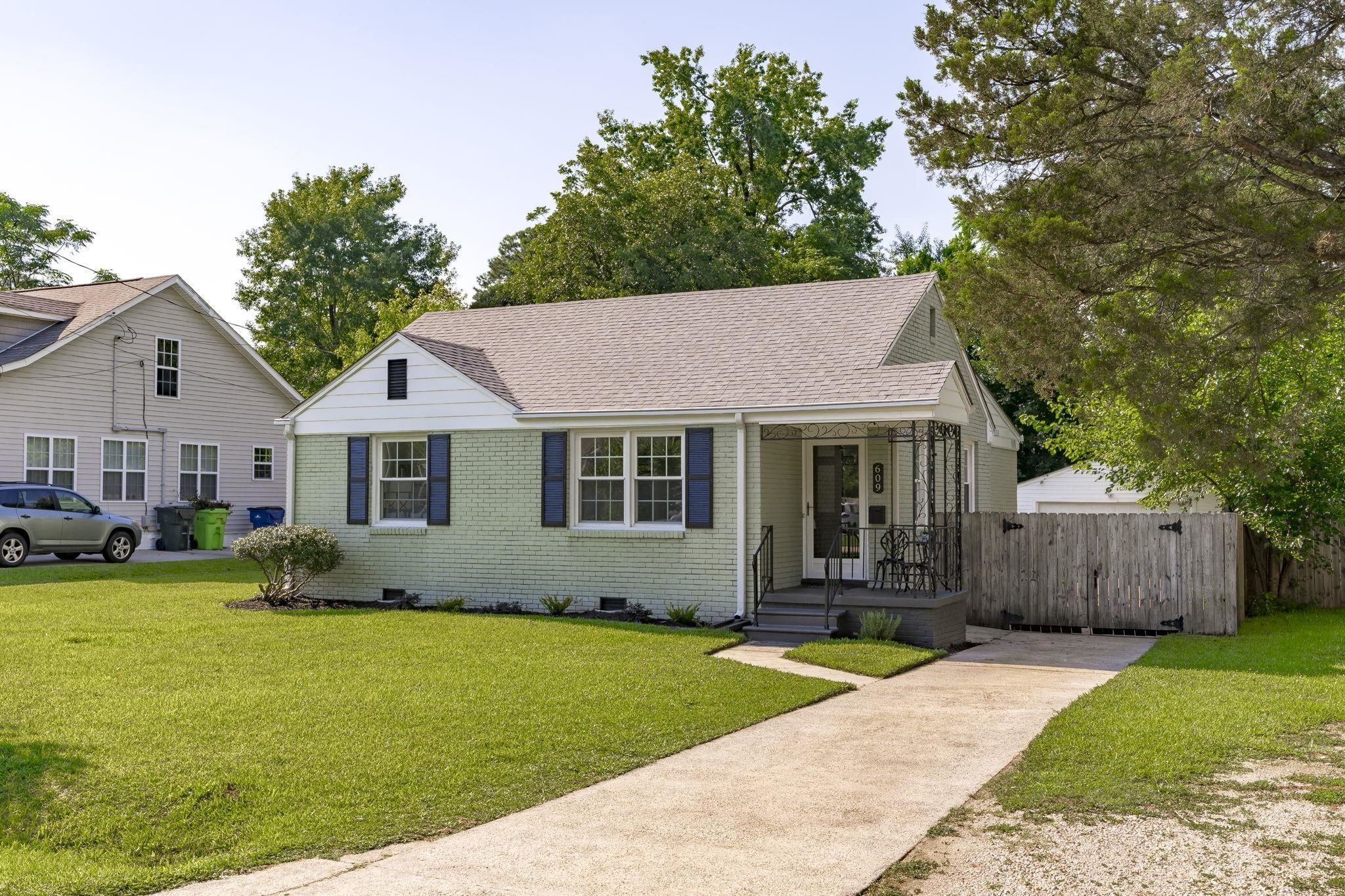 609 Brighton Road Raleigh, NC 27610 - Photo 5 of 45 Exterior Front