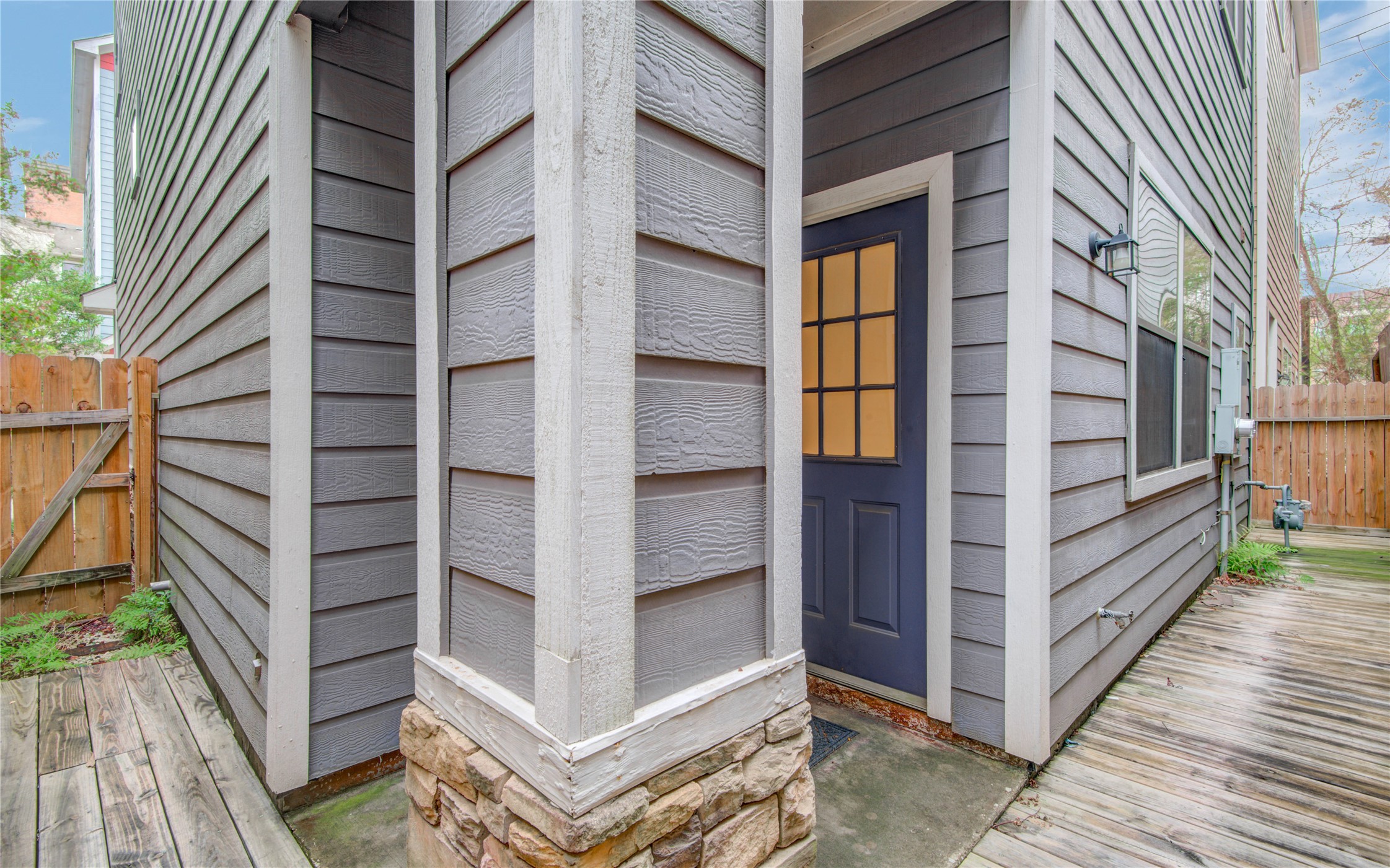 2414 Charleston Street, Unit B Houston, TX 77021 - Photo 36 of 37 Gallery Image 36
