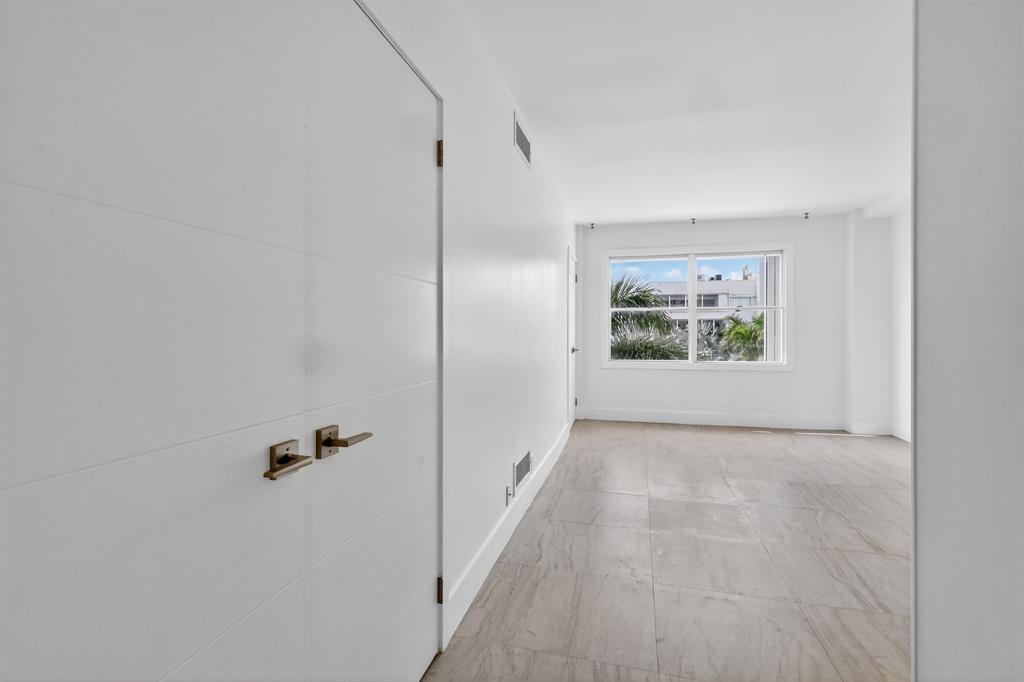 44 Cocoanut Row, Unit 507A Palm Beach, FL 33480 - Photo 26 of 60 a view of an empty room