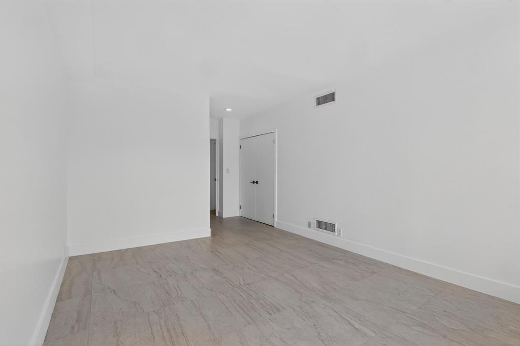 44 Cocoanut Row, Unit 507A Palm Beach, FL 33480 - Photo 28 of 60 a view of an empty room