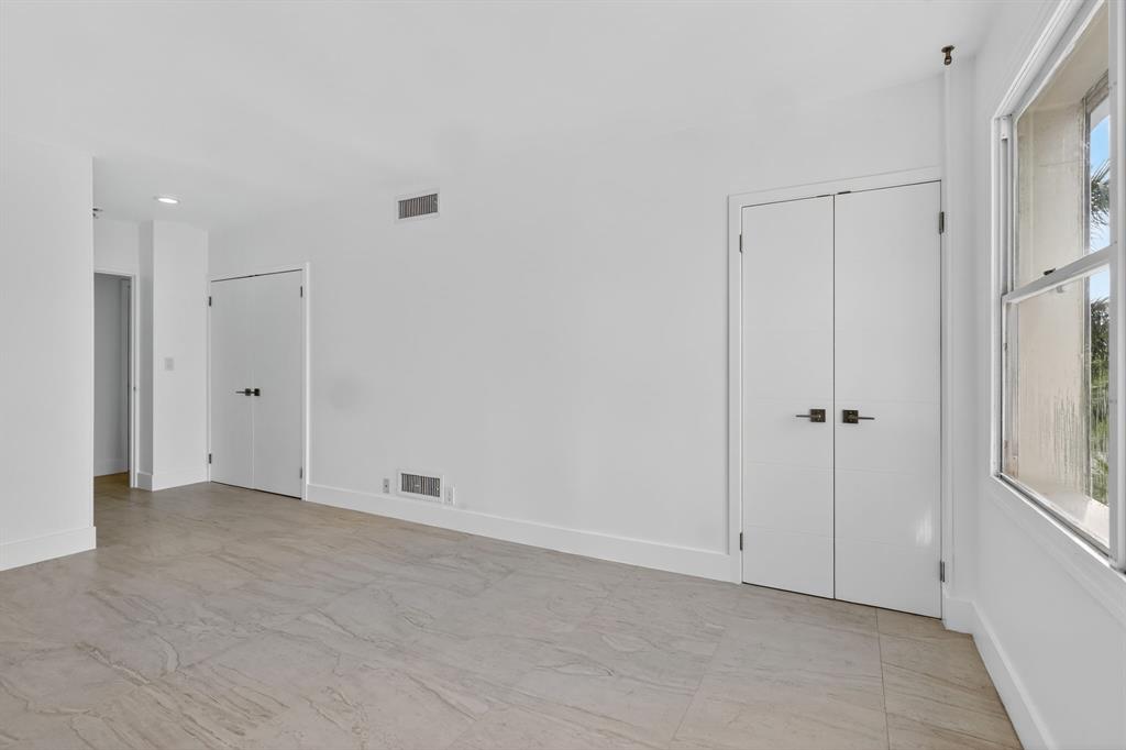 44 Cocoanut Row, Unit 507A Palm Beach, FL 33480 - Photo 29 of 60 a view of an empty room