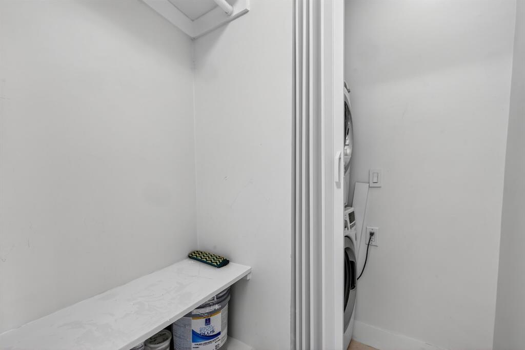 44 Cocoanut Row, Unit 507A Palm Beach, FL 33480 - Photo 30 of 60 large utility room