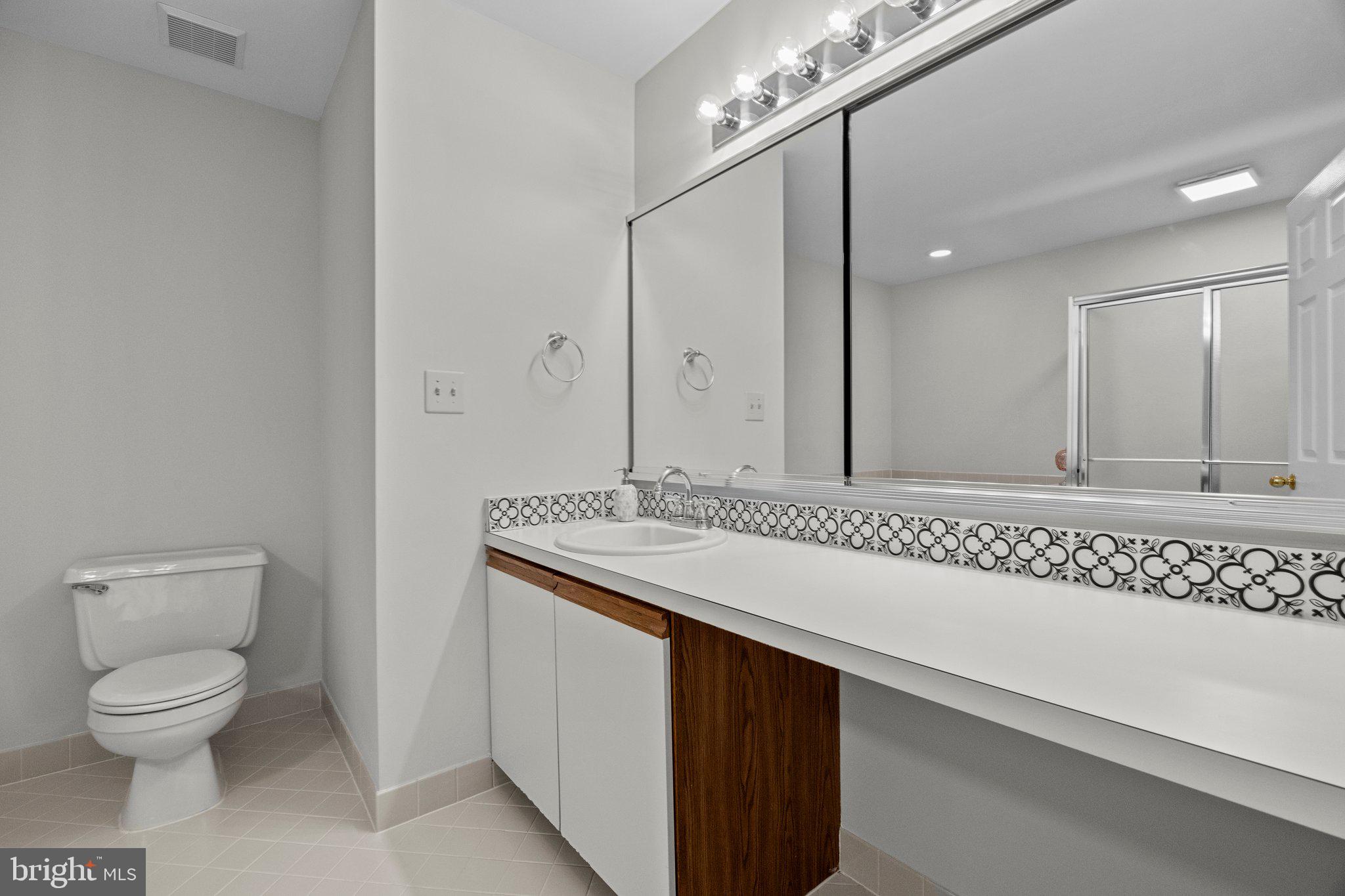 1621 Covington Road, Unit 11 Yardley, PA 19067 - Photo 26 of 36 Primary Bathroom