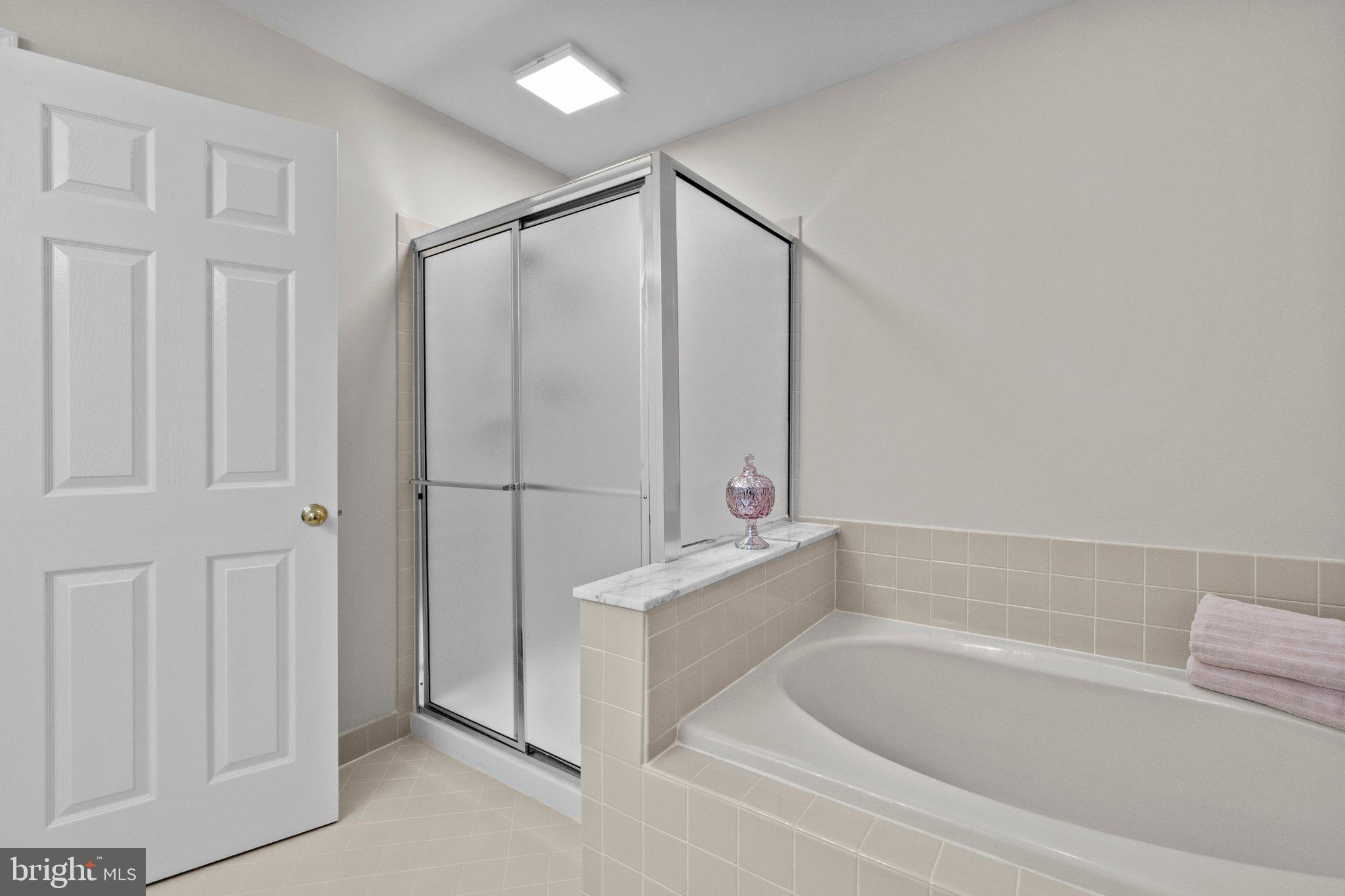 1621 Covington Road, Unit 11 Yardley, PA 19067 - Photo 27 of 36 Primary Bathroom