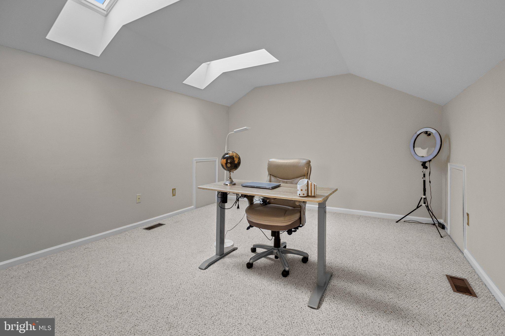 1621 Covington Road, Unit 11 Yardley, PA 19067 - Photo 29 of 36 Loft