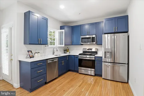 $735,000 | 3843 Watkins Mill Drive, Alexandria, VA 22304