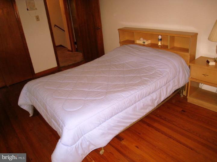 438 Columbus Road Burlington, NJ 08016 - Photo 13 of 25 Bedroom 2
