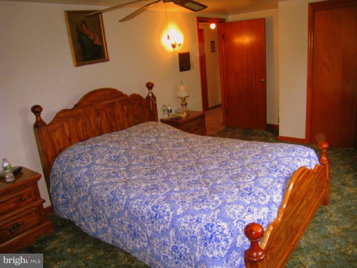 438 Columbus Road Burlington, NJ 08016 - Photo 16 of 25 Bedroom - Main
