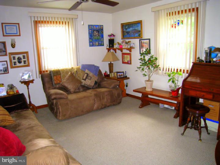438 Columbus Road Burlington, NJ 08016 - Photo 18 of 25 Bedroom 4