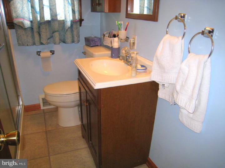 438 Columbus Road Burlington, NJ 08016 - Photo 20 of 25 Porch