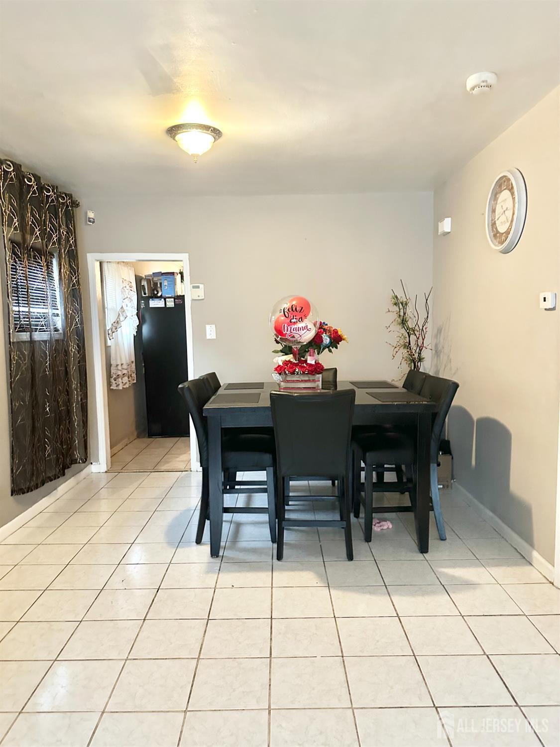 44 South Ward Street New Brunswick, NJ 08901 - Photo 19 of 34 a view of a dining room with furniture