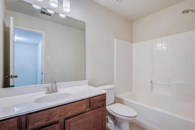 $425,000 | 13604 Justice Street, Fort Worth, TX 76040