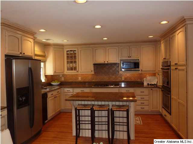 3645 Kingshill Road Birmingham, AL 35223 - Photo 7 of 32