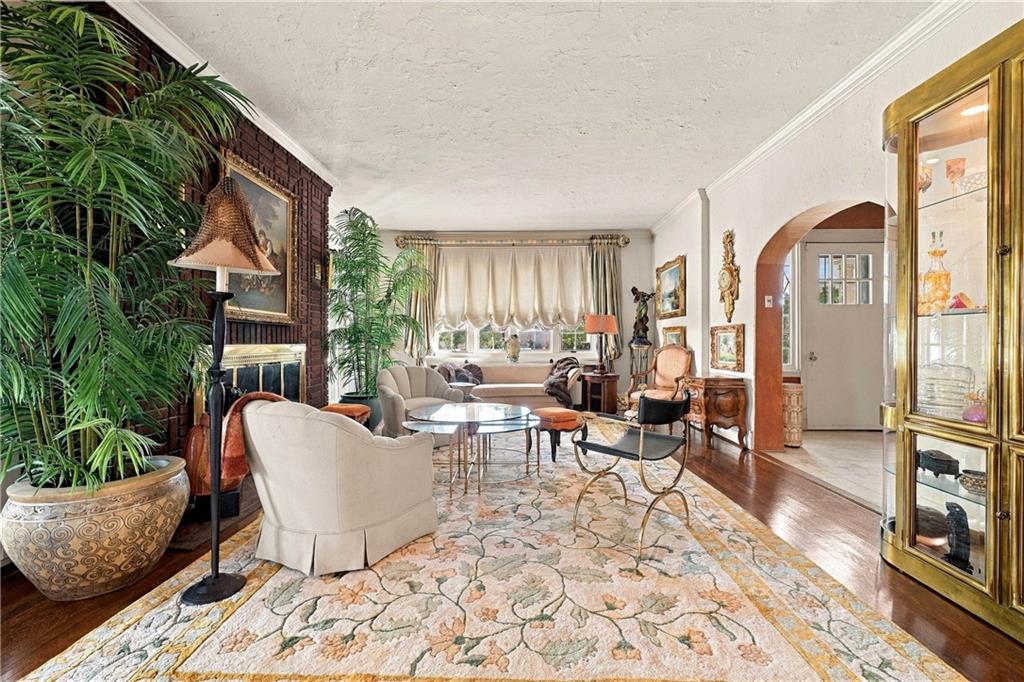 940 Washington Road Pittsburgh, PA 15228 - Photo 9 of 48 Gallery Image 9
