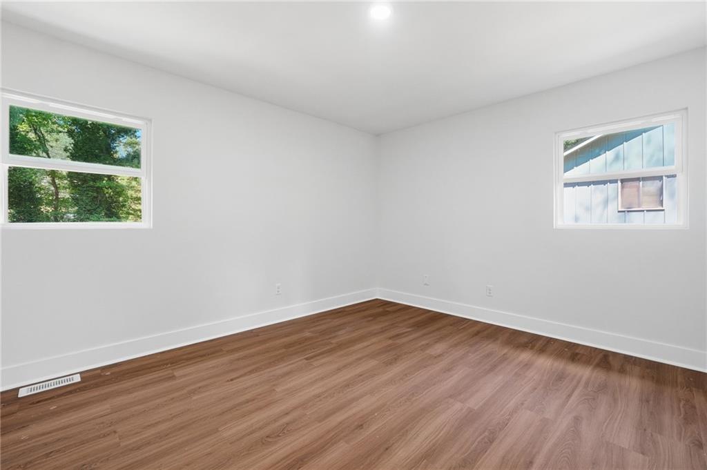 4404 Cedar Ridge Trail Stone Mountain, GA 30083 - Photo 16 of 33 Gallery Image 16