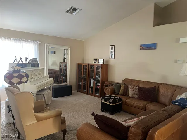 $2,600 | 841 Rusty Anchor Way, Henderson, NV 89002