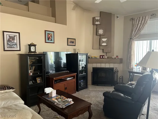 $2,600 | 841 Rusty Anchor Way, Henderson, NV 89002