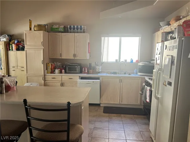 $2,600 | 841 Rusty Anchor Way, Henderson, NV 89002