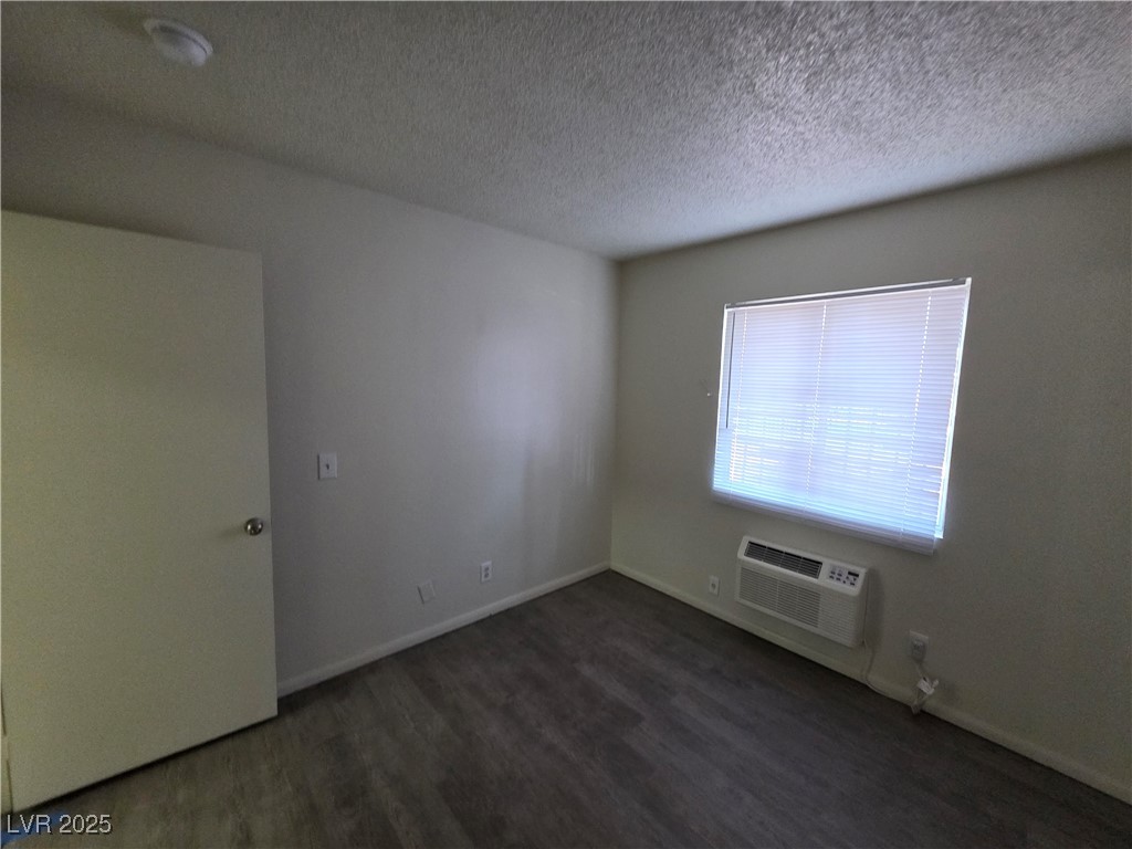 4955 Jeffreys Street, Unit 703 Las Vegas, NV 89119 - Photo 23 of 36