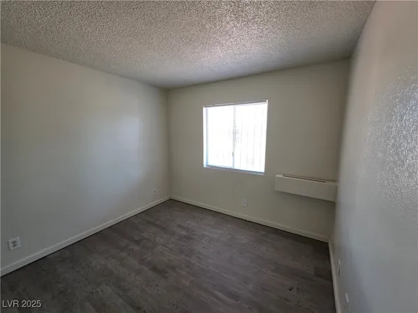 $760 | 4955 Jeffreys Street, Unit 703, Las Vegas, NV 89119