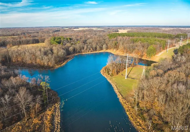 $590,000 | 15319 Laminack Road, Carterville, IL 62918