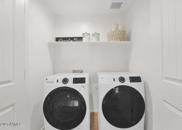 $2,200 | 16875 North 12th Street, Unit 16, Phoenix, AZ 85022