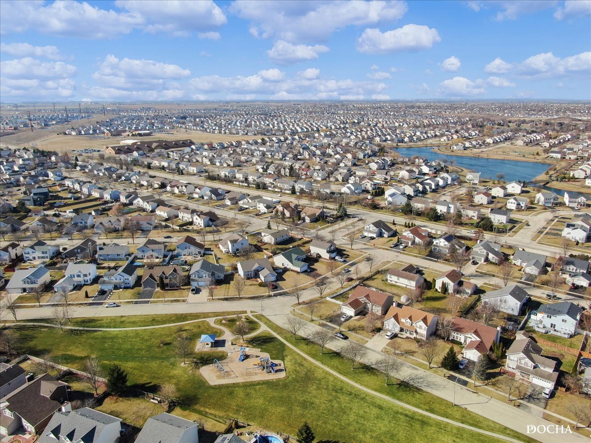 2209 Gray Hawk Drive Plainfield, IL 60586 - Photo 49 of 51 an aerial view of a residential houses with outdoor space