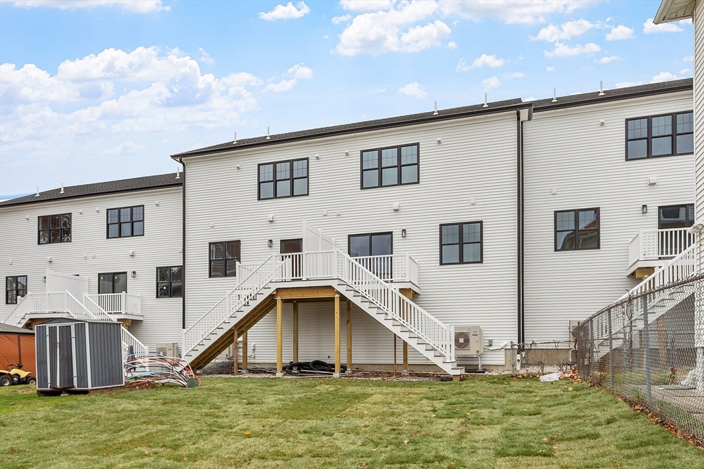10 Windsor Street, Unit C Worcester, MA 01605 - Photo 27 of 31 a house view with a backyard space