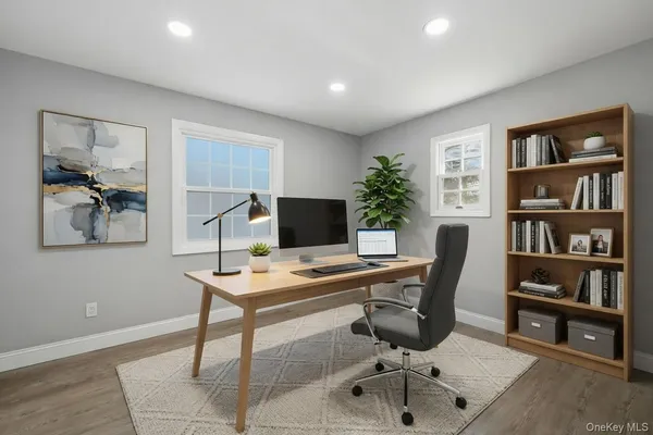 $849,000 | 10 Curlin Lane, St. James, NY 11780