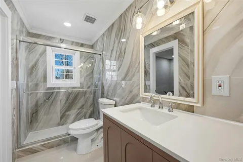 $849,000 | 10 Curlin Lane, St. James, NY 11780