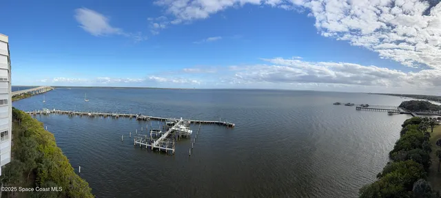 $2,400 | 5 Indian River Avenue, Unit 902, Titusville, FL 32796