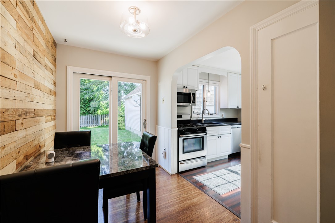 910 Whitlock Road Irondequoit, NY 14609 - Photo 7 of 21