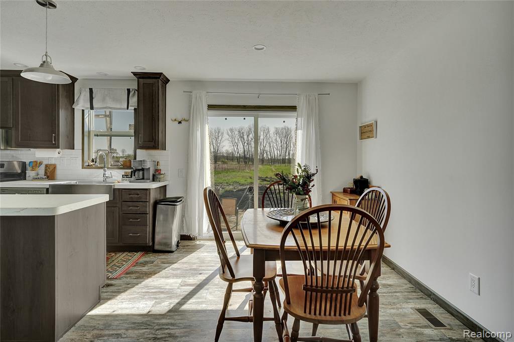 7376 Capac Road Yale, MI 48097 - Photo 4 of 22