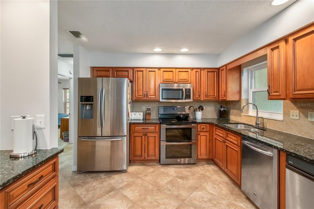 3005 Southeast 160th Ln Road Summerfield, FL 34491 - Photo 13 of 51