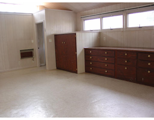 18 Van Roosen Road Newton, MA 02459 - Photo 6 of 8