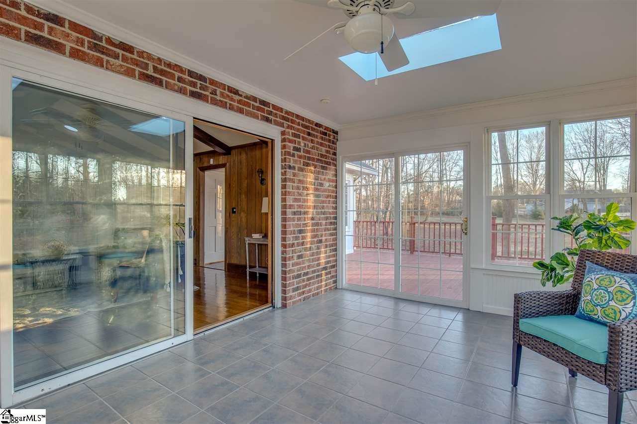 1020 Boiling Springs Road Greer, SC 29650 - Photo 15 of 34