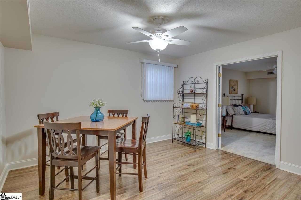 1020 Boiling Springs Road Greer, SC 29650 - Photo 17 of 34