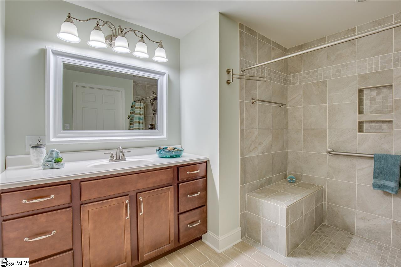 1020 Boiling Springs Road Greer, SC 29650 - Photo 21 of 34