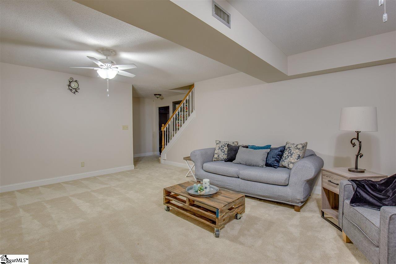 1020 Boiling Springs Road Greer, SC 29650 - Photo 23 of 34