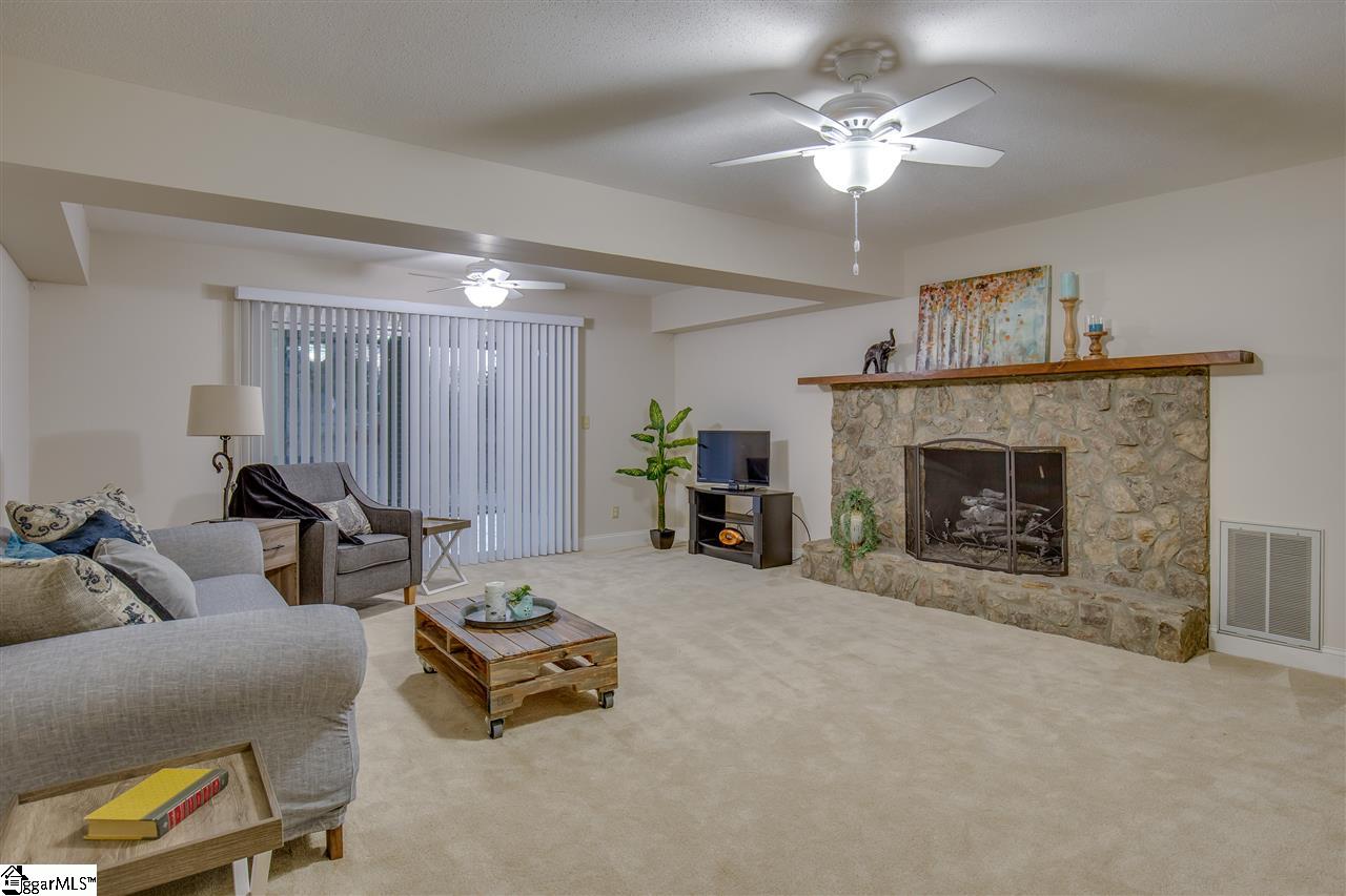 1020 Boiling Springs Road Greer, SC 29650 - Photo 24 of 34