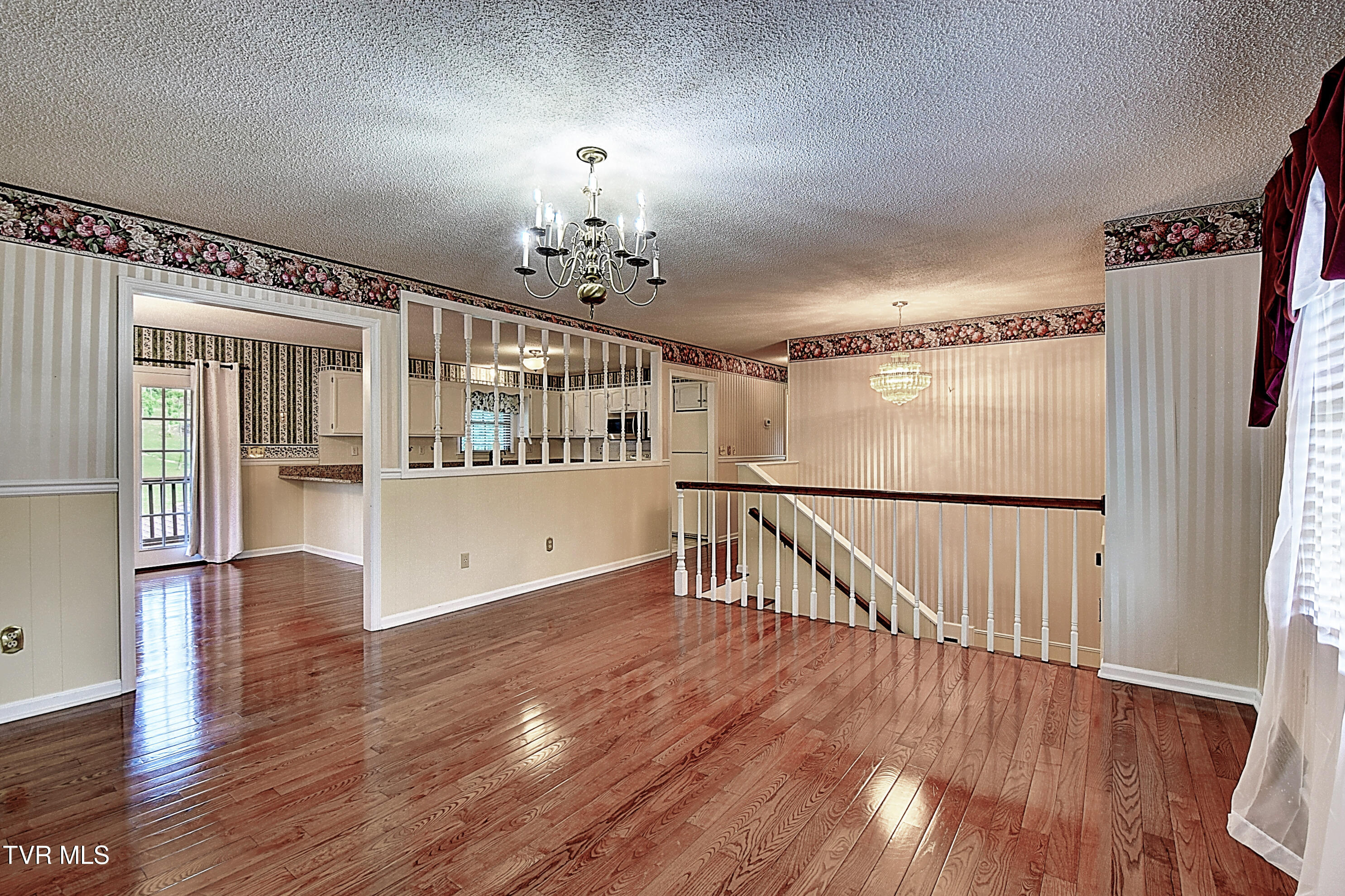 146 Clay Little Road Elizabethton, TN 37643 - Photo 12 of 54 DSC_0178And8more
