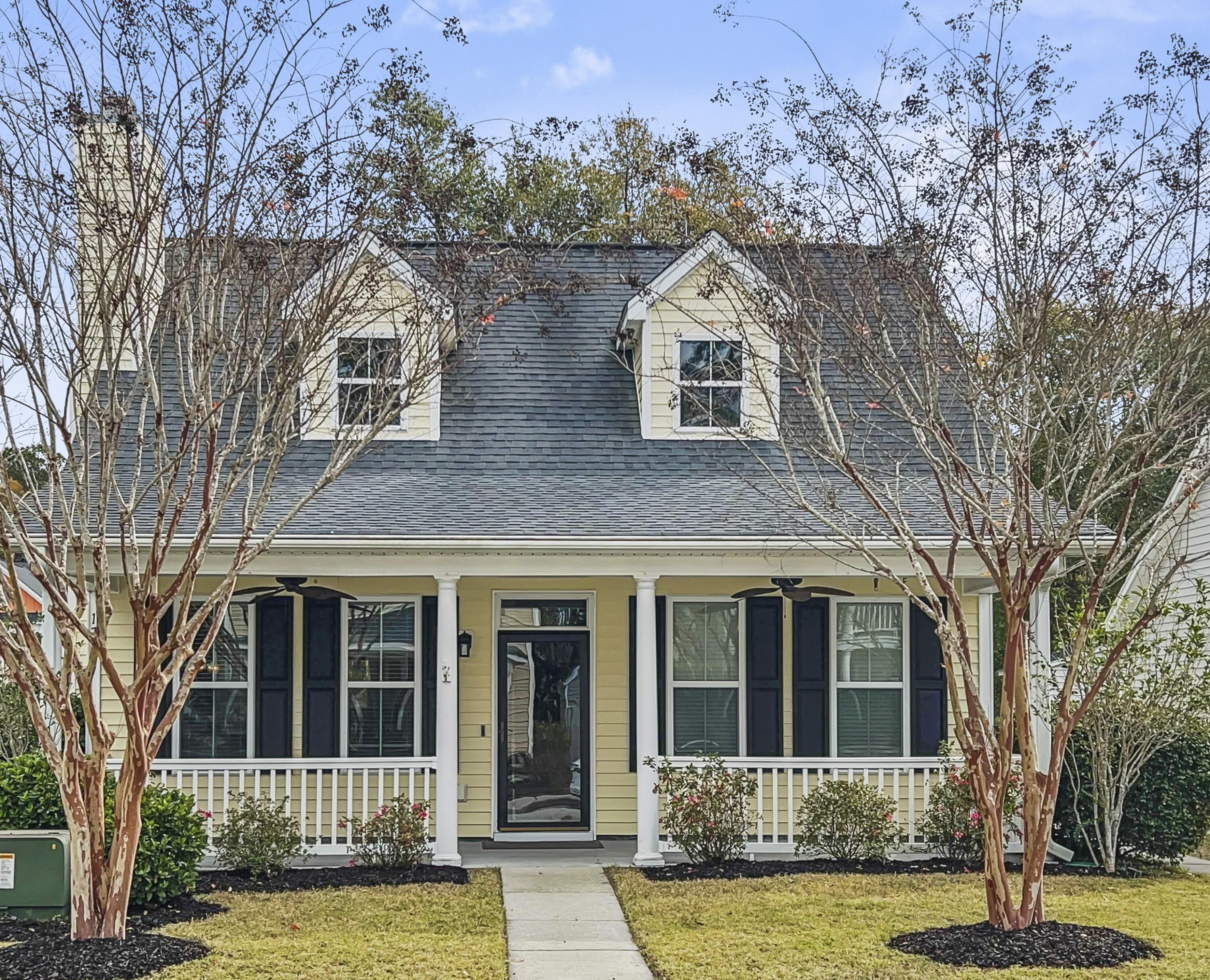 1752 Bee Balm Road Johns Island, SC 29455 - Photo 1 of 34 Lowcountry cottage