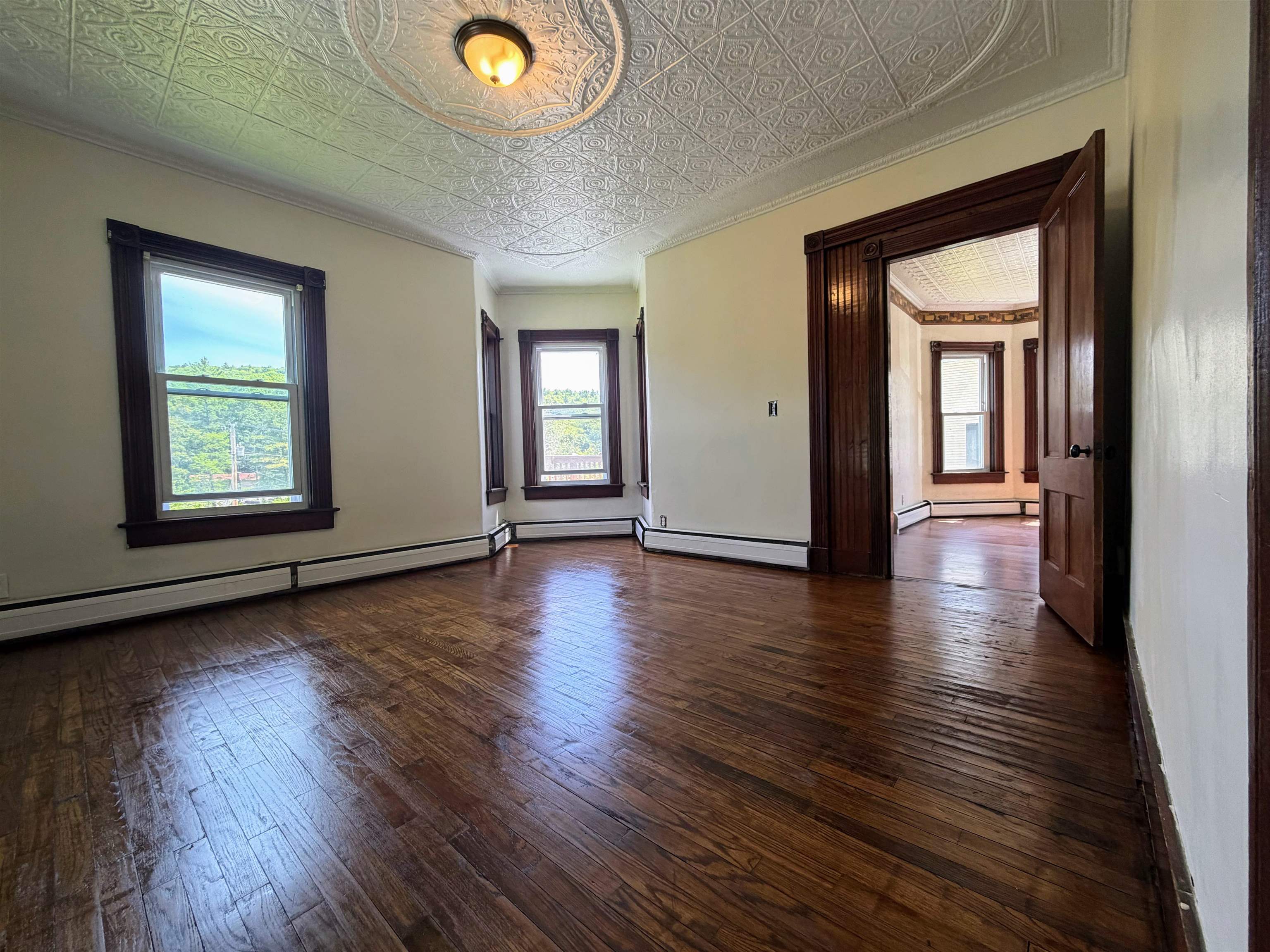 95 Clinton Street Springfield, VT 05156 - Photo 6 of 26