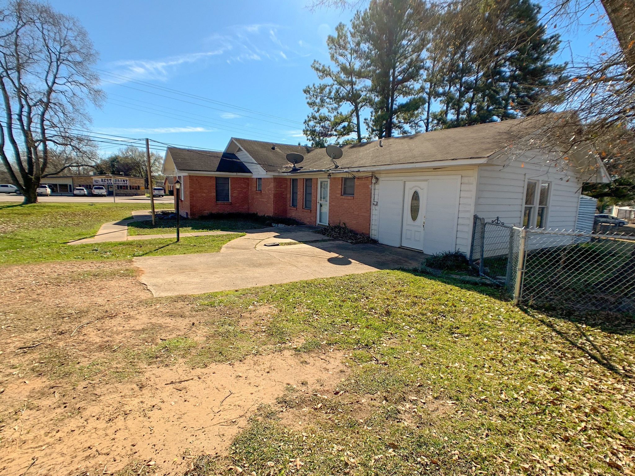 519 West Commerce Street Buffalo, TX 75831 - Photo 7 of 28