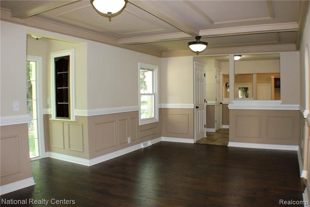 1150 Bangor Road Waterford, MI 48328 - Photo 8 of 14