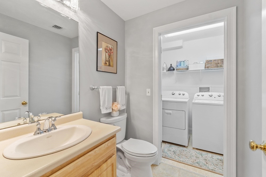 135 Beach Road, Unit E1 Salisbury, MA 01952 - Photo 15 of 39